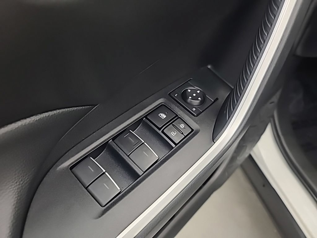 Used 2023 Toyota RAV4 XLE AWD/4WD image 24