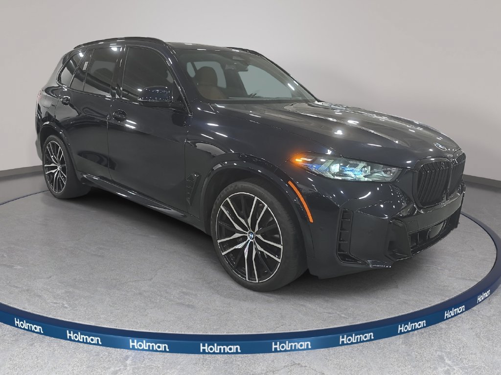 Certified 2025 BMW X5 sDrive40i w/ M Sport Package RWD image 3