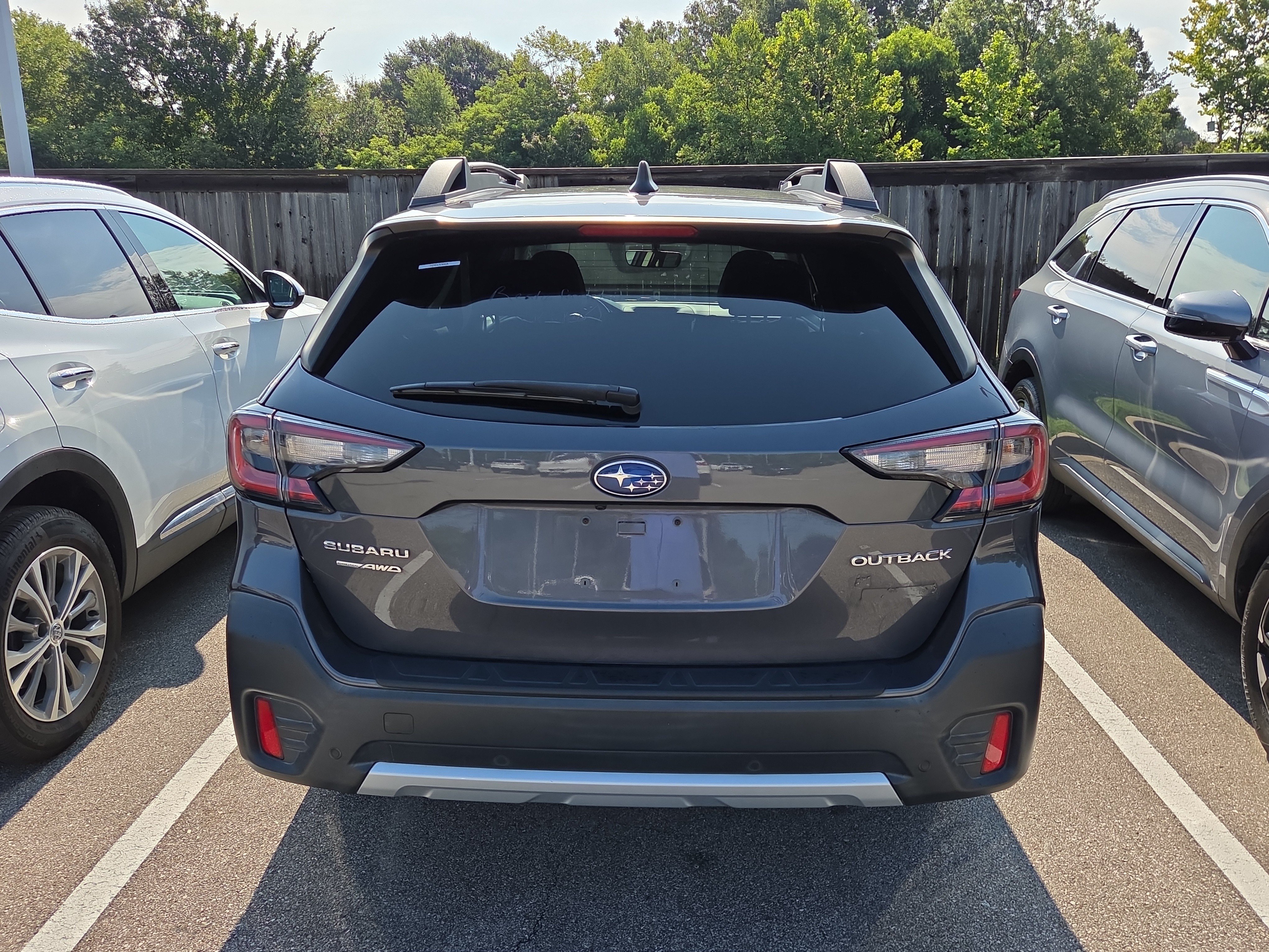 Used 2022 Subaru Outback Limited AWD/4WD image 6
