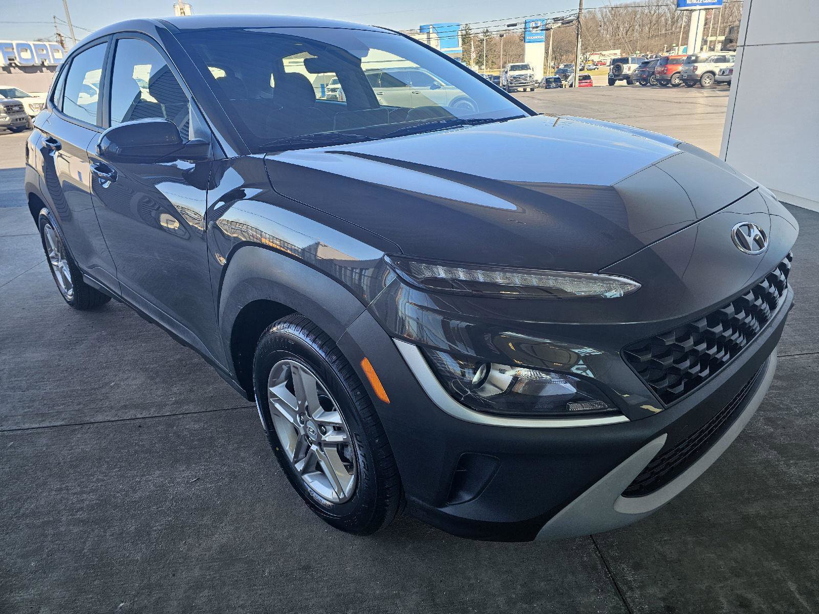 Used 2023 Hyundai Kona SE FWD image 7