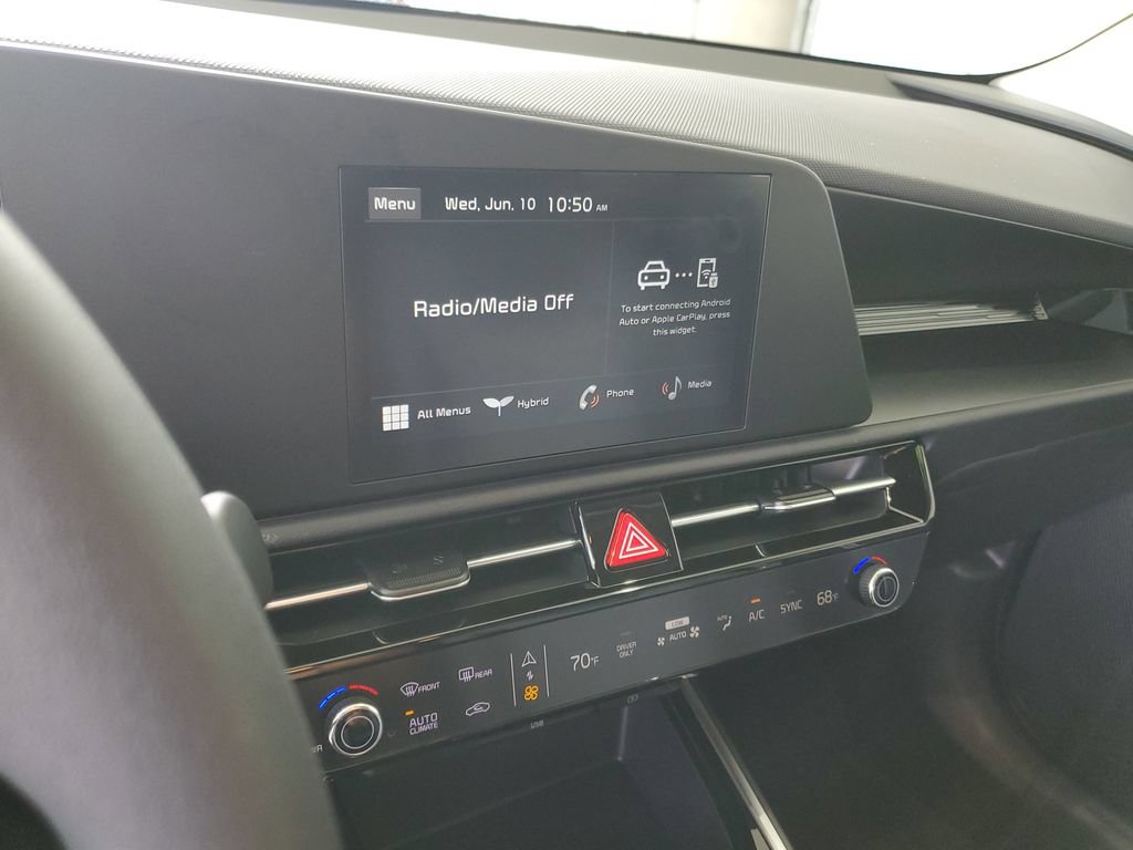 Used 2026 Kia Niro LX FWD image 28