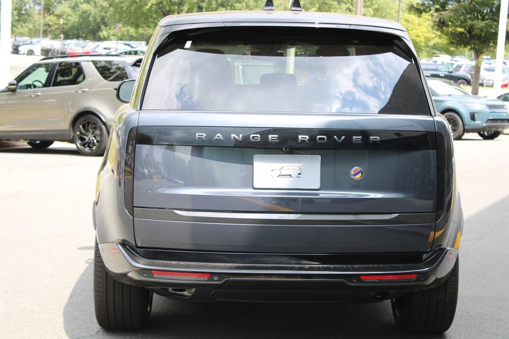 New 2027 Land Rover Range Rover SE AWD/4WD image 4
