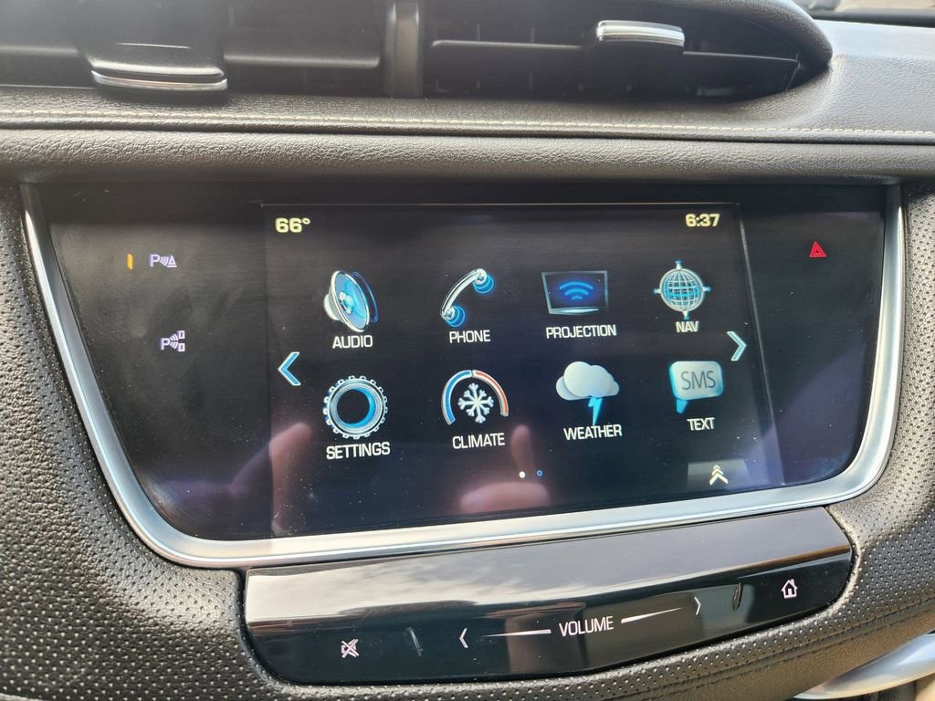 Used 2018 Cadillac XT5 Premium Luxury w/ Driver Assist Package AWD/4WD image 14