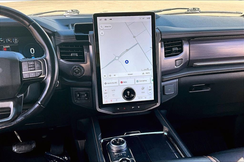 Used 2022 Ford Expedition Platinum image 6