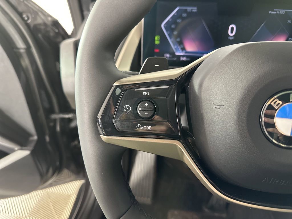 Used 2025 BMW X3 xDrive30i w/ Premium Package image 12