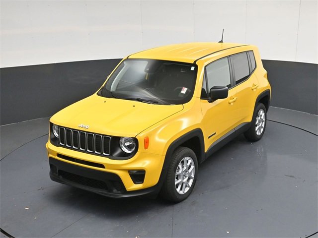 Used 2023 Jeep Renegade Latitude image 43