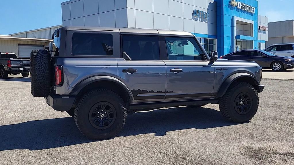 Used 2022 Ford Bronco Wildtrak image 8