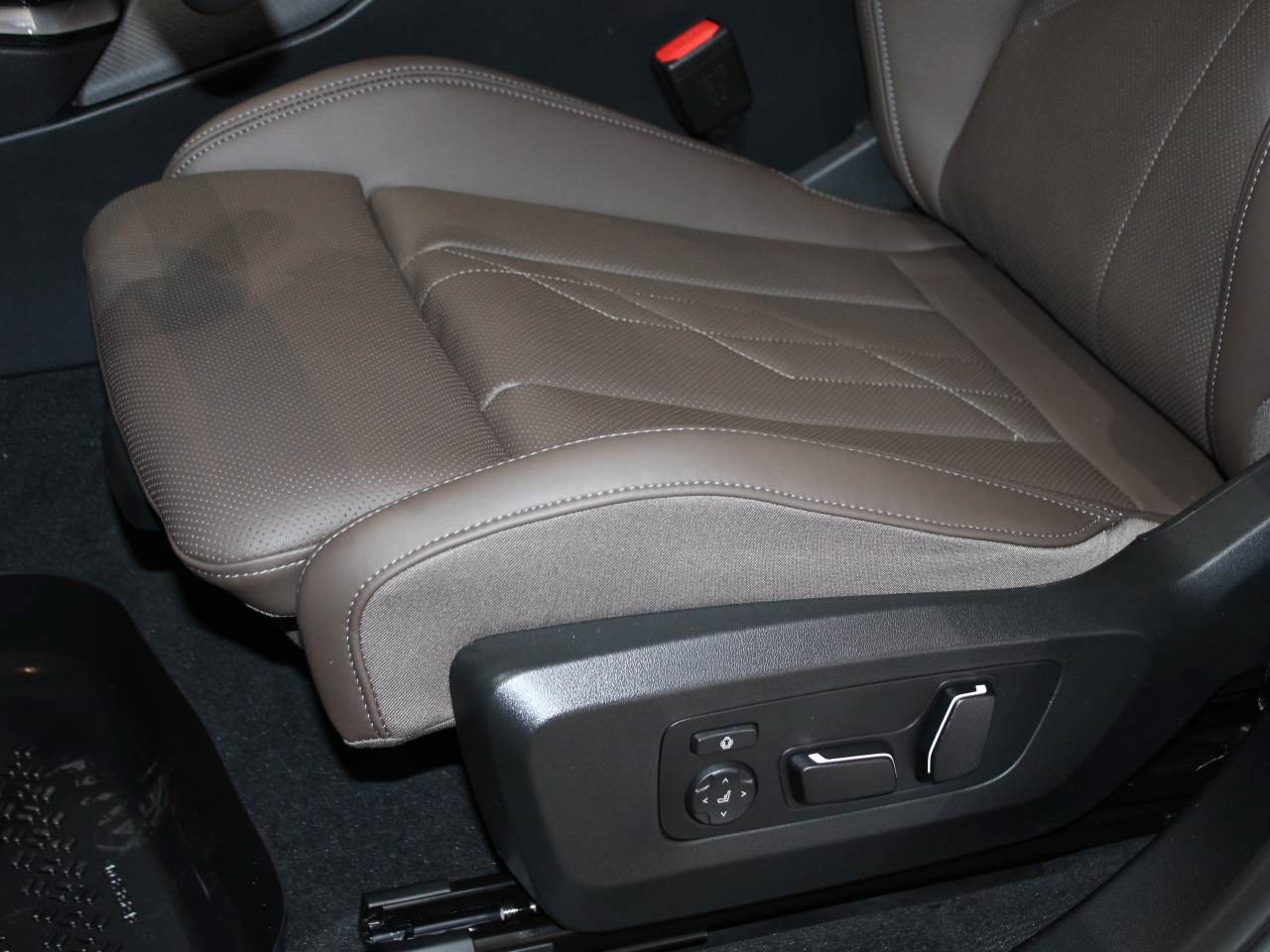 Used 2026 BMW X3 xDrive30i AWD/4WD image 14