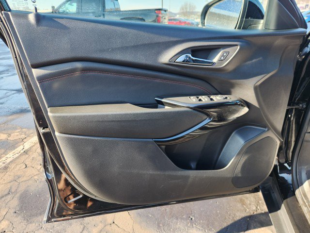 Used 2024 Chevrolet Trax RS w/ Sunroof Package image 30