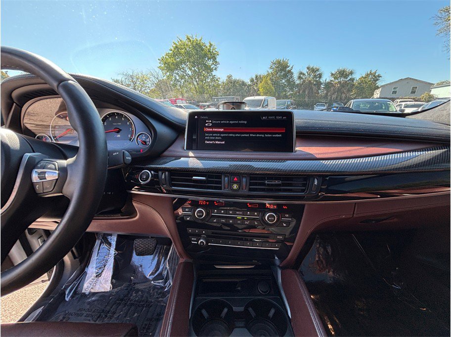 Used 2018 BMW X6 M AWD/4WD image 11