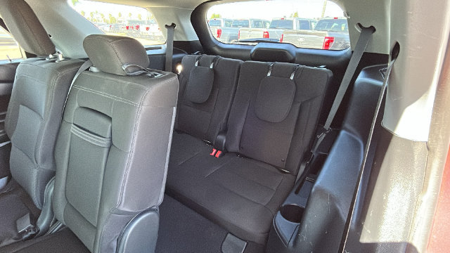 Certified 2023 Ford Explorer XLT RWD image 17