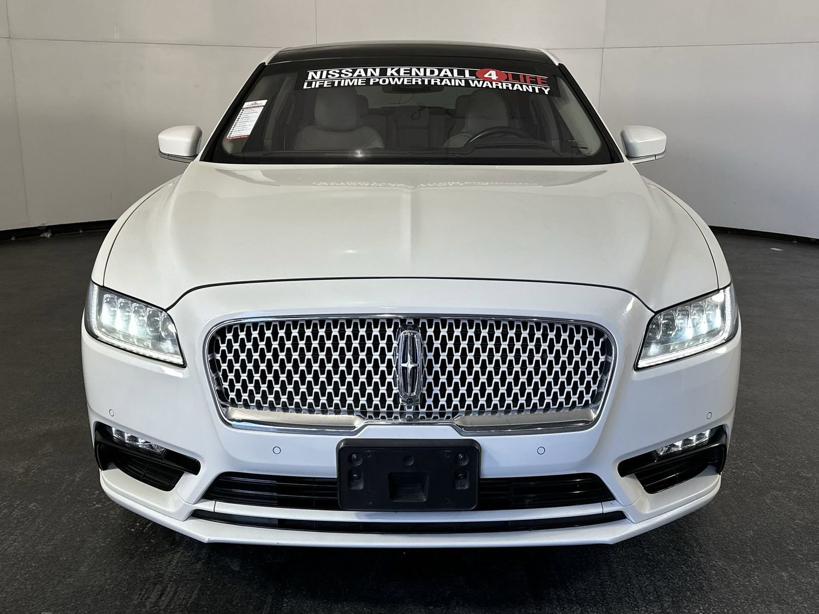 Used 2020 Lincoln Continental Reserve w/ Luxury Package image 3