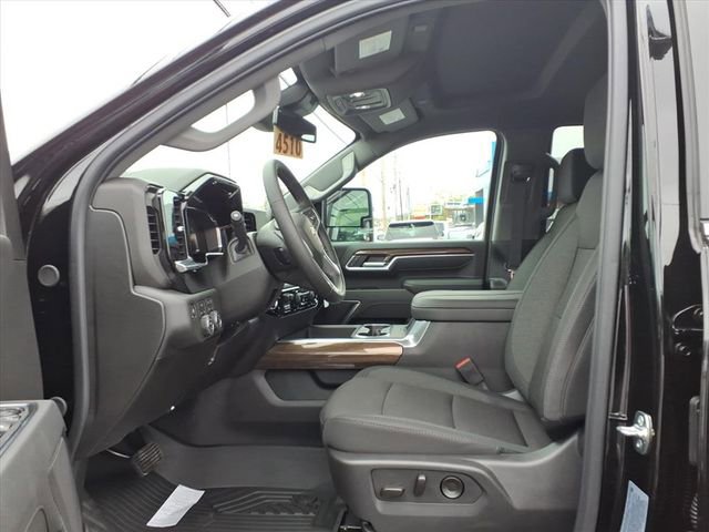 New 2026 Chevrolet Silverado 2500 LT w/ Z71 Chrome Sport Edition image 9