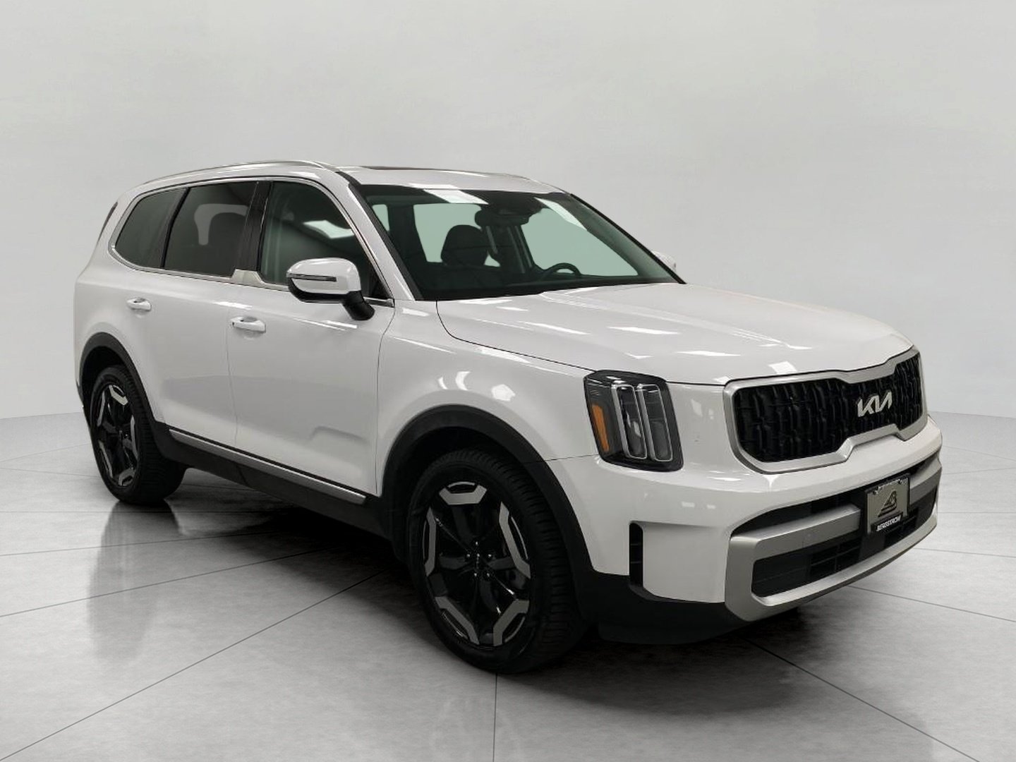 Used 2025 Kia Telluride EX w/ EX Captain's Chair Package AWD/4WD video 1