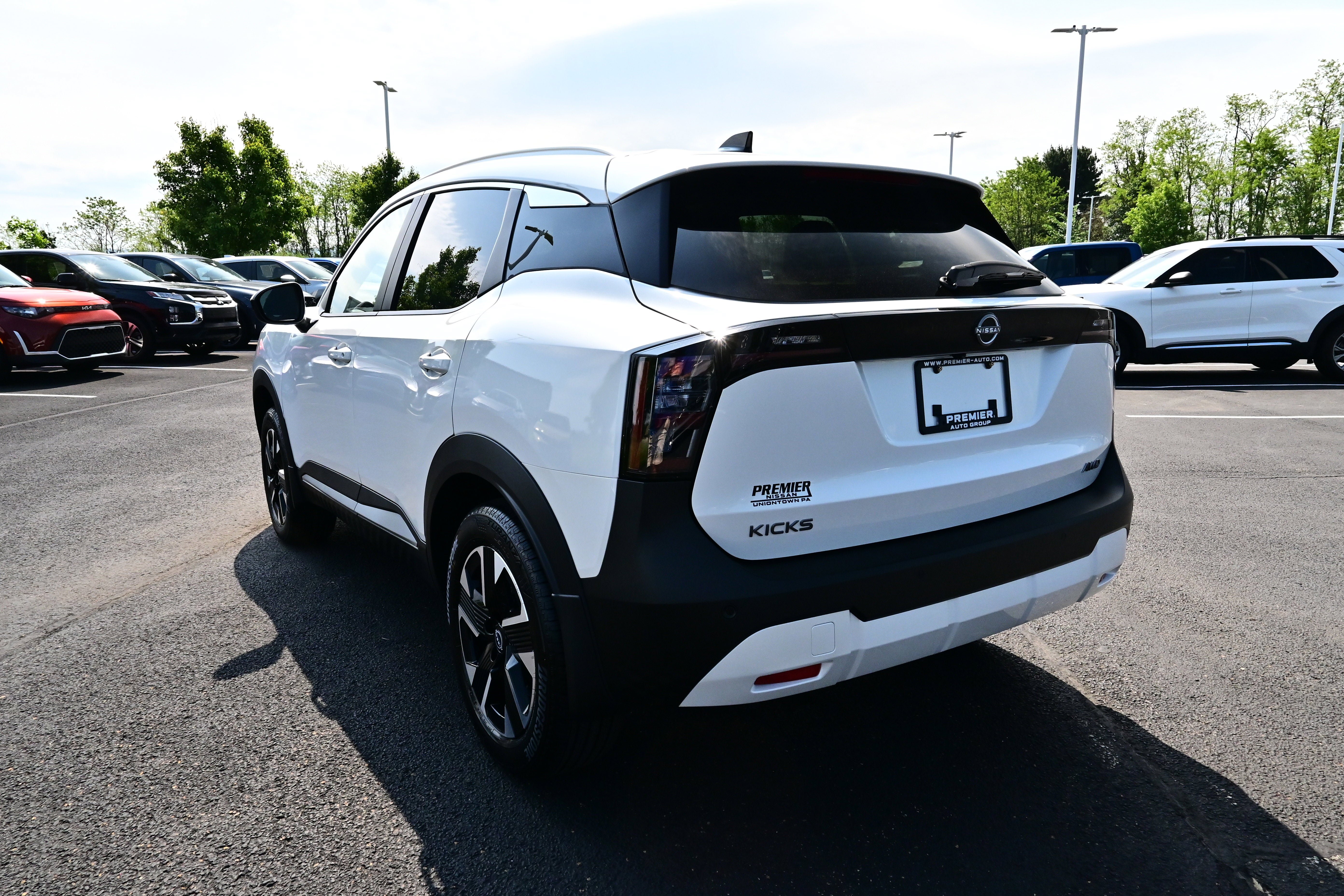 New 2026 Nissan Kicks SV w/ SV Premium Package AWD/4WD image 8