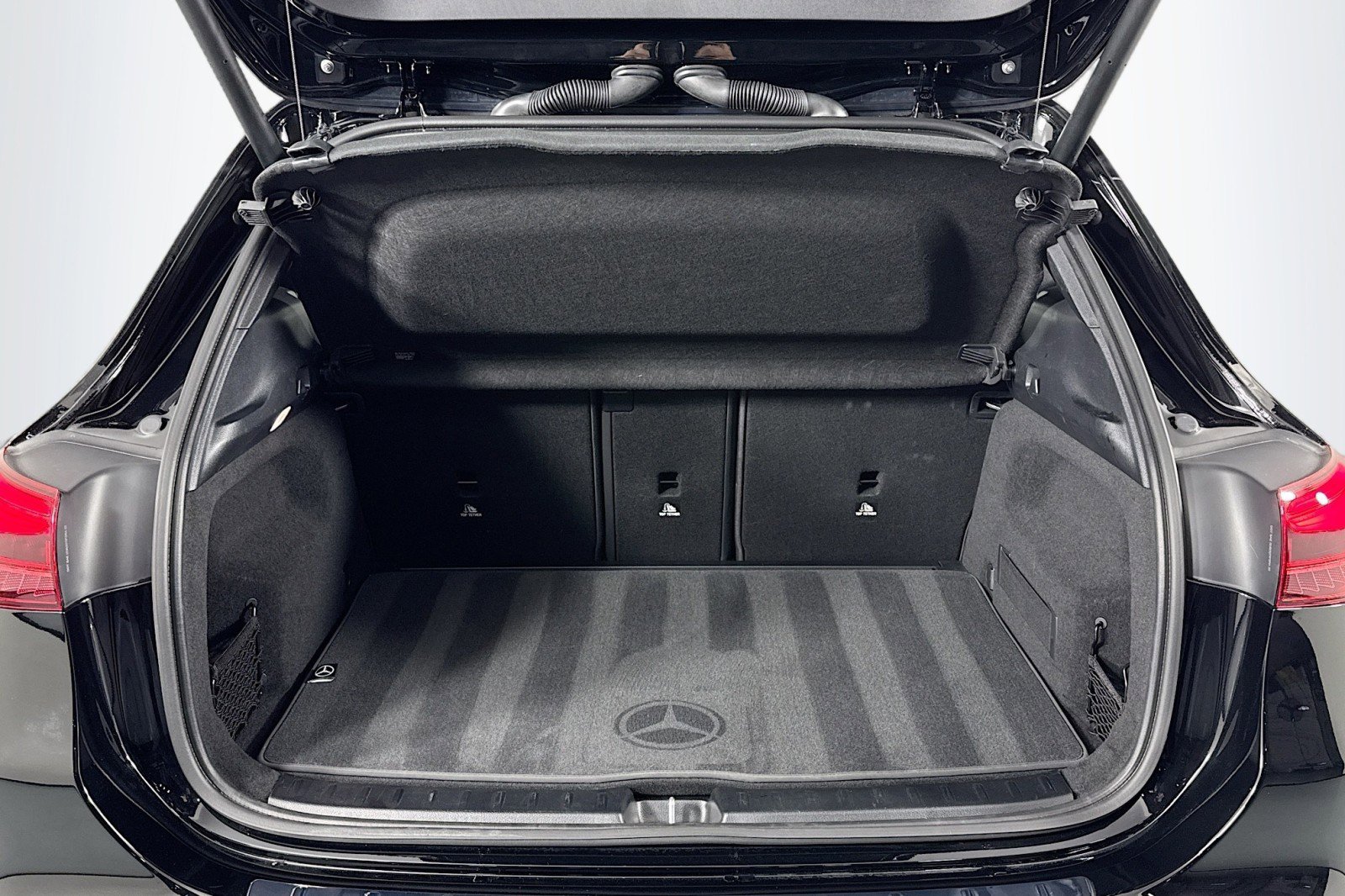 Certified 2025 Mercedes-Benz GLA 250 image 22