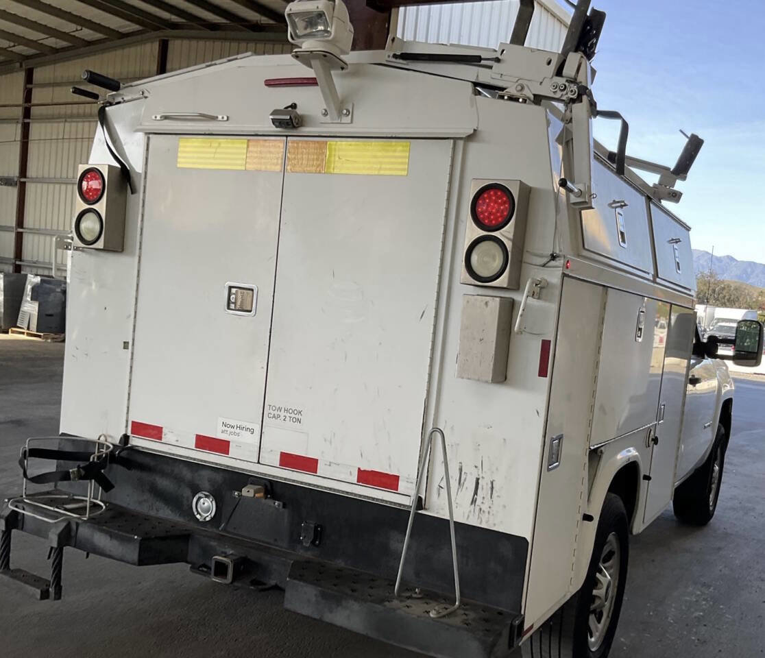 Used 2016 Chevrolet Silverado 3500 W/T image 4