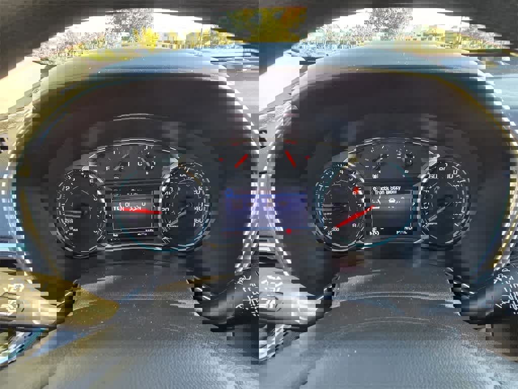 Used 2023 Chevrolet Equinox LT image 18