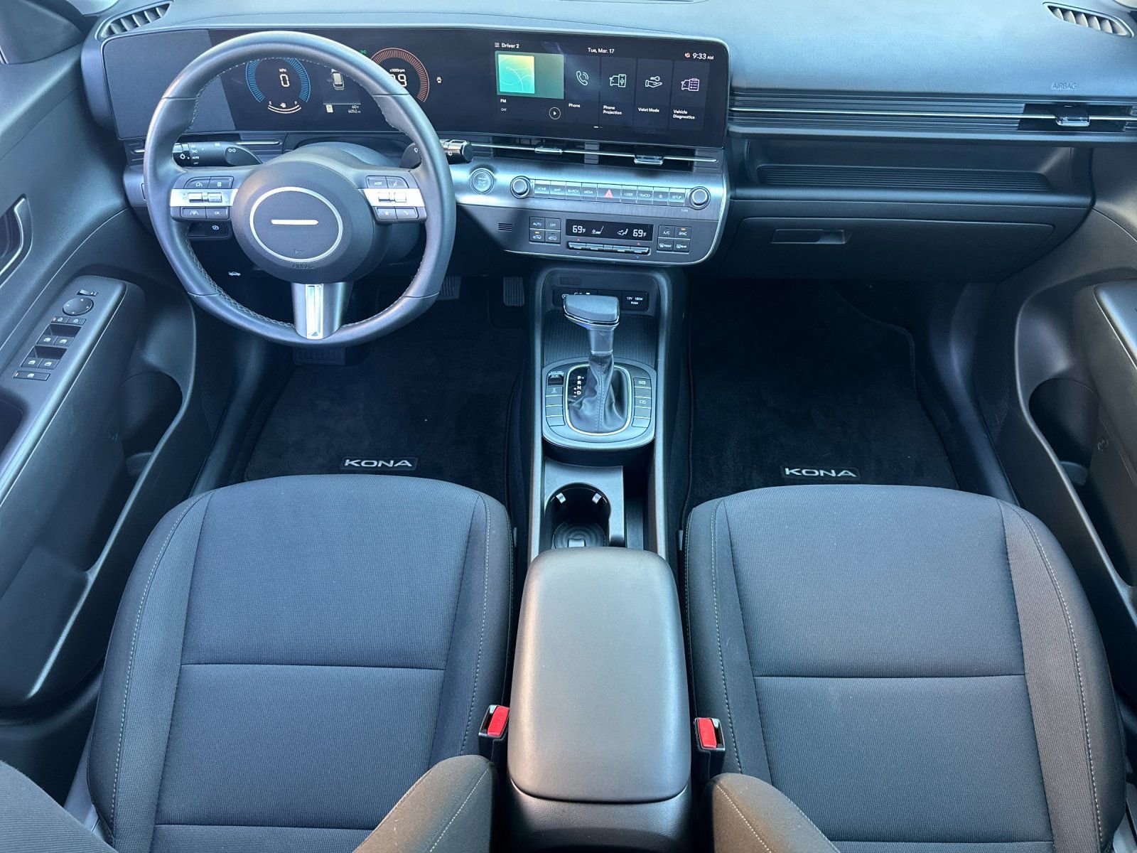 Certified 2025 Hyundai Kona SEL image 14