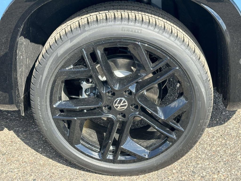 New 2026 Volkswagen Tiguan SE R-Line AWD/4WD image 7