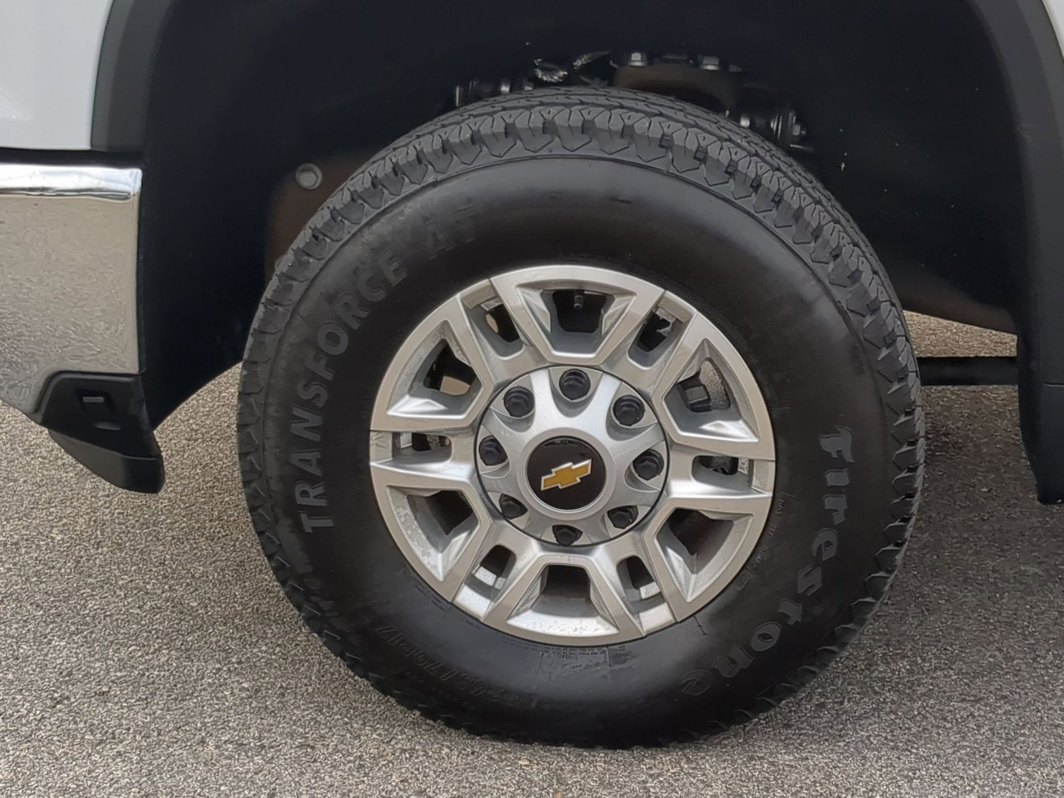 Used 2025 Chevrolet Silverado 2500 LT w/ Safety Package image 9