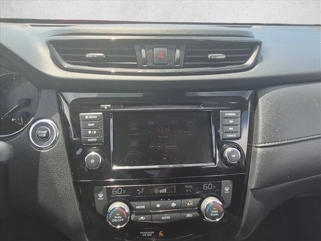 Used 2019 Nissan Rogue SV w/ Premium Package FWD image 10