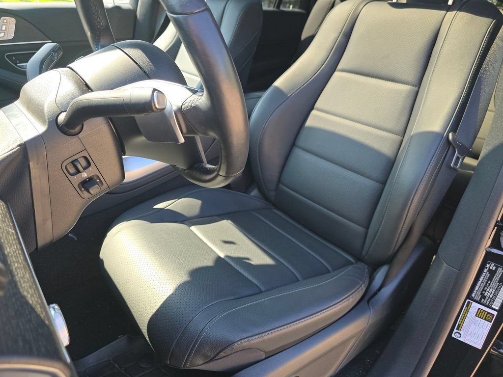 Certified 2024 Mercedes-Benz GLS 450 4MATIC image 27