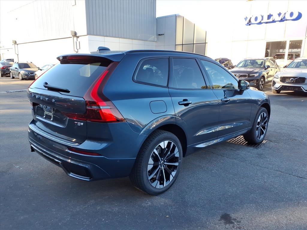 New 2026 Volvo XC60 T8 Plus w/ Protection Package Premier image 3