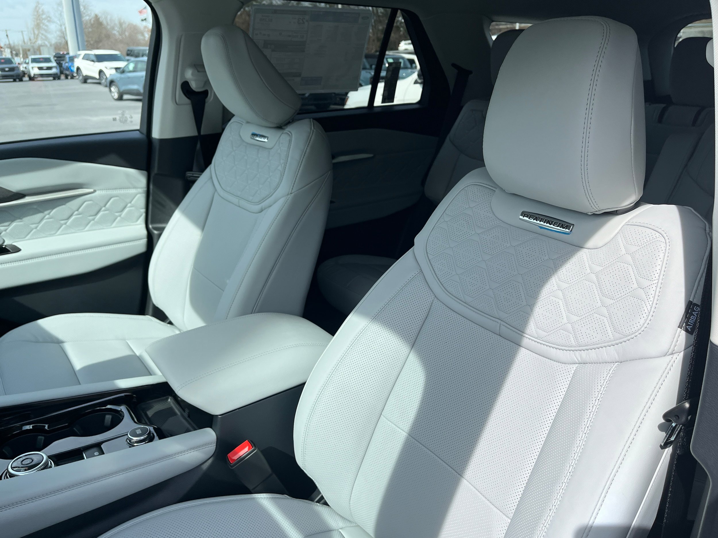 New 2026 Ford Explorer Platinum image 8