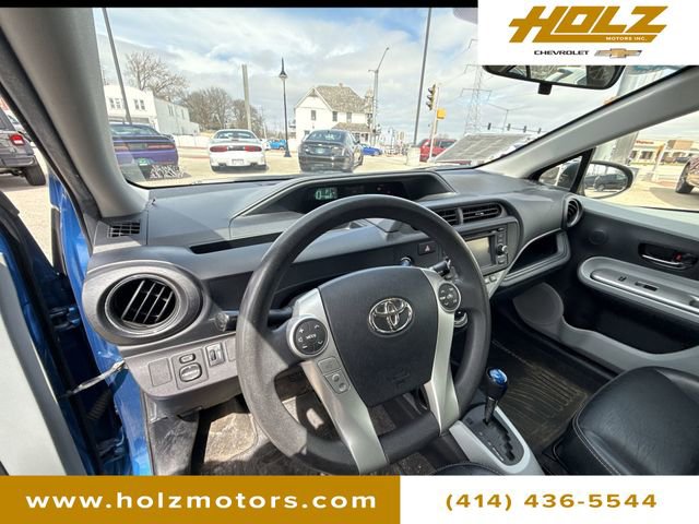Used 2012 Toyota Prius C Four image 10