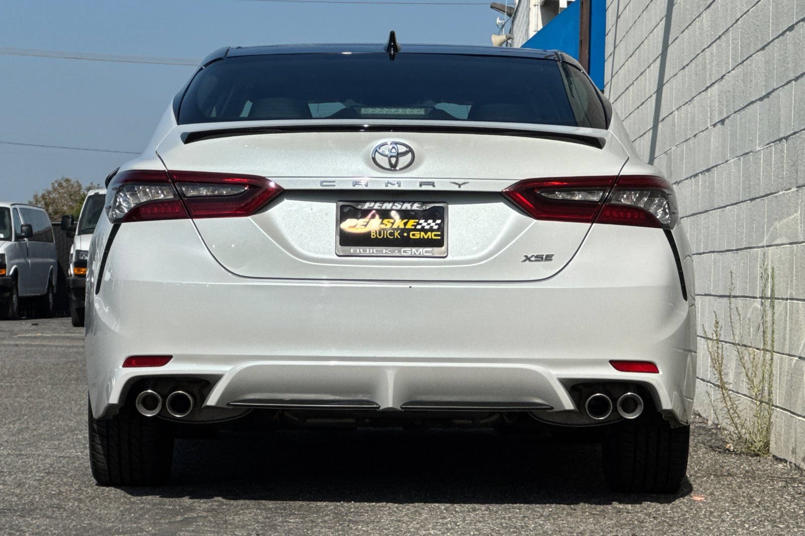Used 2022 Toyota Camry XSE FWD image 5