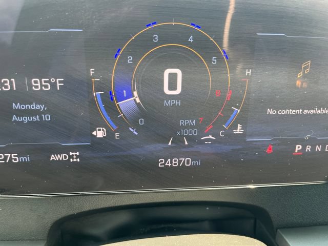 Used 2025 Chevrolet Traverse LT AWD/4WD image 19