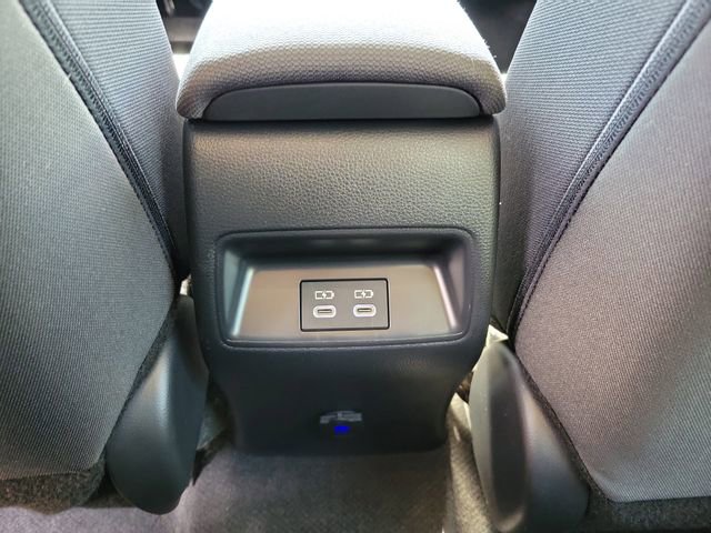 Used 2024 Toyota Corolla LE FWD image 12