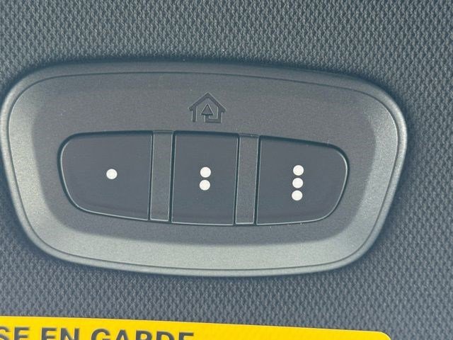 New 2026 Chrysler Pacifica Limited image 24