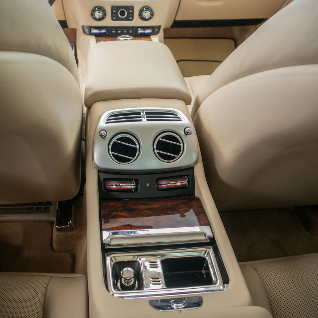 Used 2019 Rolls-Royce Wraith RWD image 35