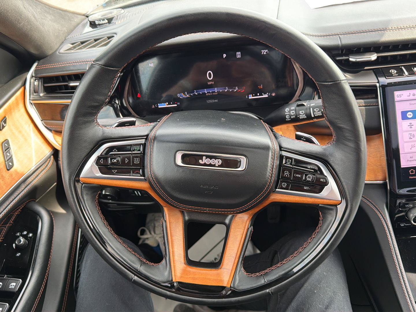 Certified 2024 Jeep Grand Cherokee L Summit AWD/4WD image 13
