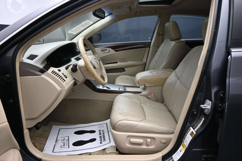 Used 2009 Toyota Avalon XLS FWD image 9