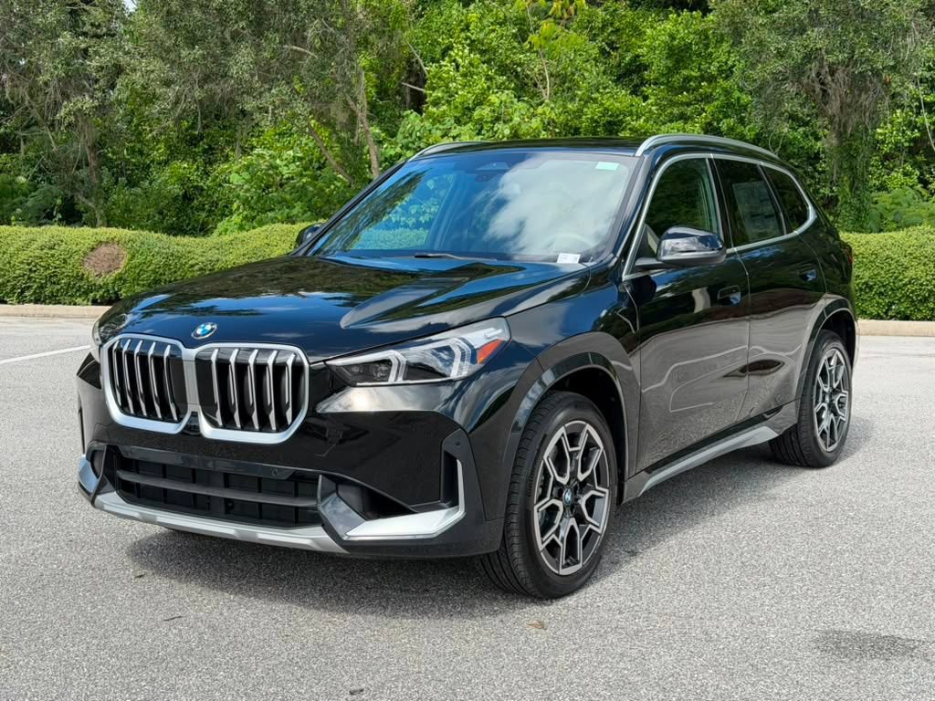 New 2026 BMW X1 xDrive28i w/ Convenience Package AWD/4WD image 1