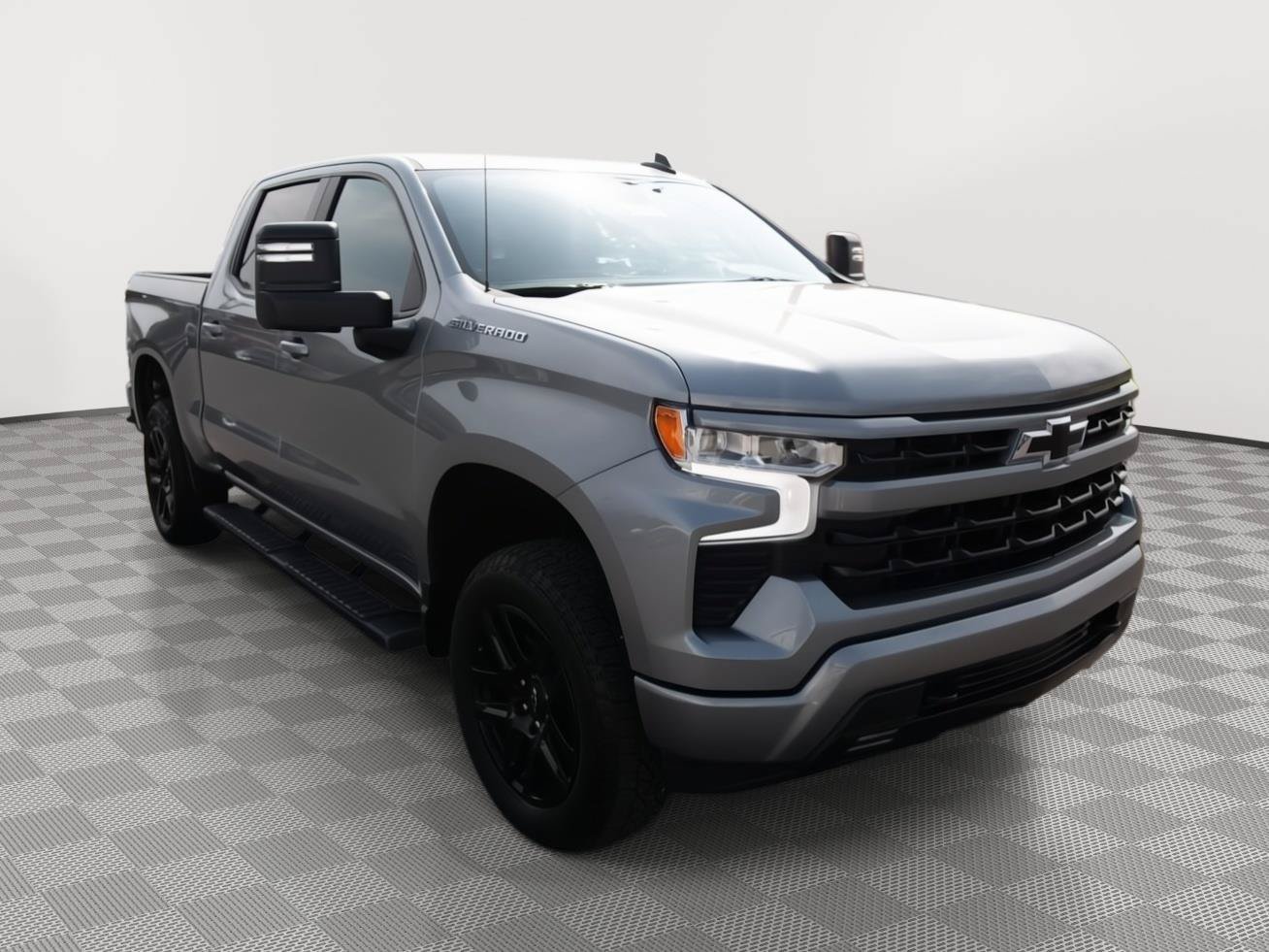 Used 2024 Chevrolet Silverado 1500 RST w/ Convenience Package II AWD/4WD image 3