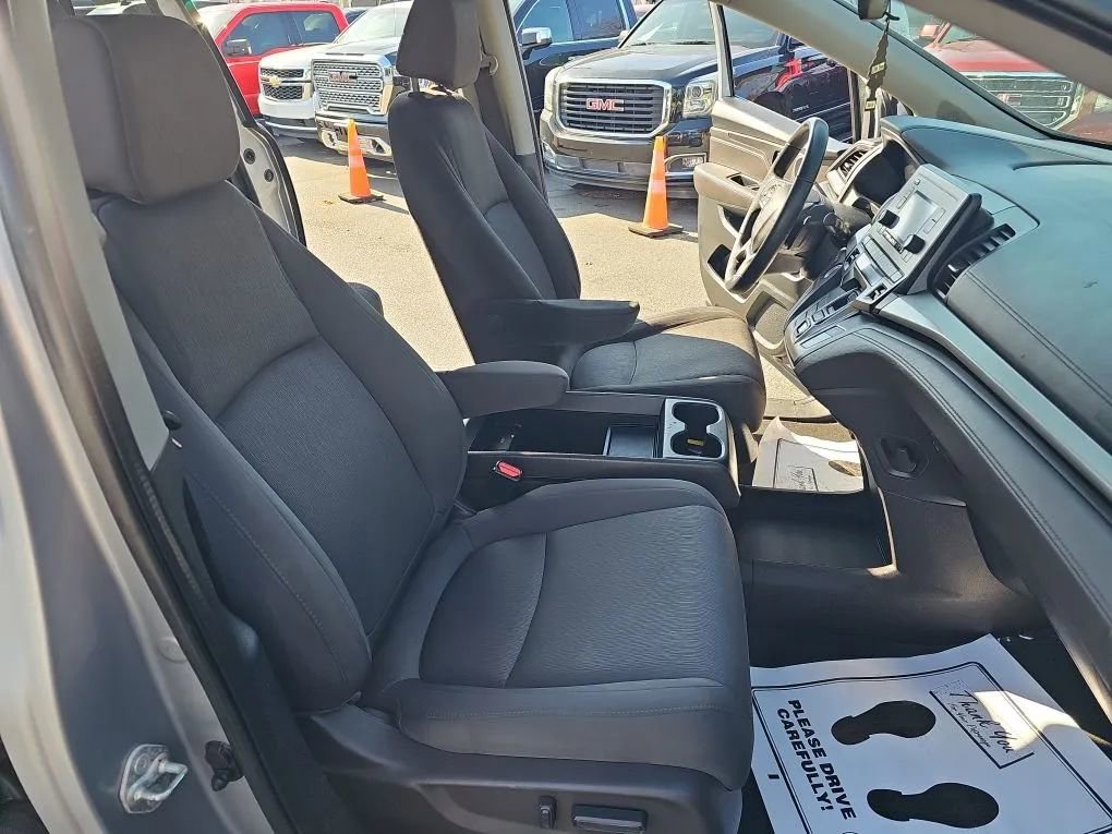 Used 2019 Honda Odyssey LX image 17