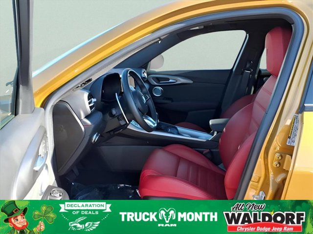 New 2024 Dodge Hornet R/T Plus w/ Tech Pack Plus w/o Parking image 9