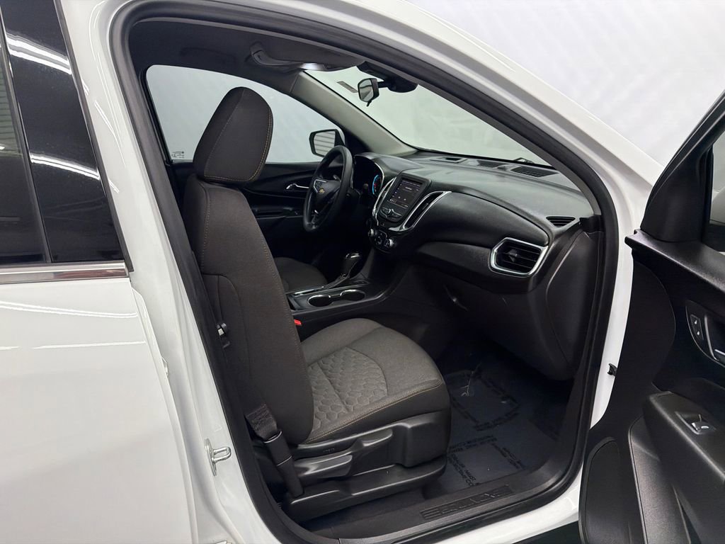 Used 2020 Chevrolet Equinox LT image 14