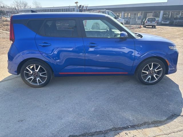 Used 2022 Kia Soul GT-Line image 2