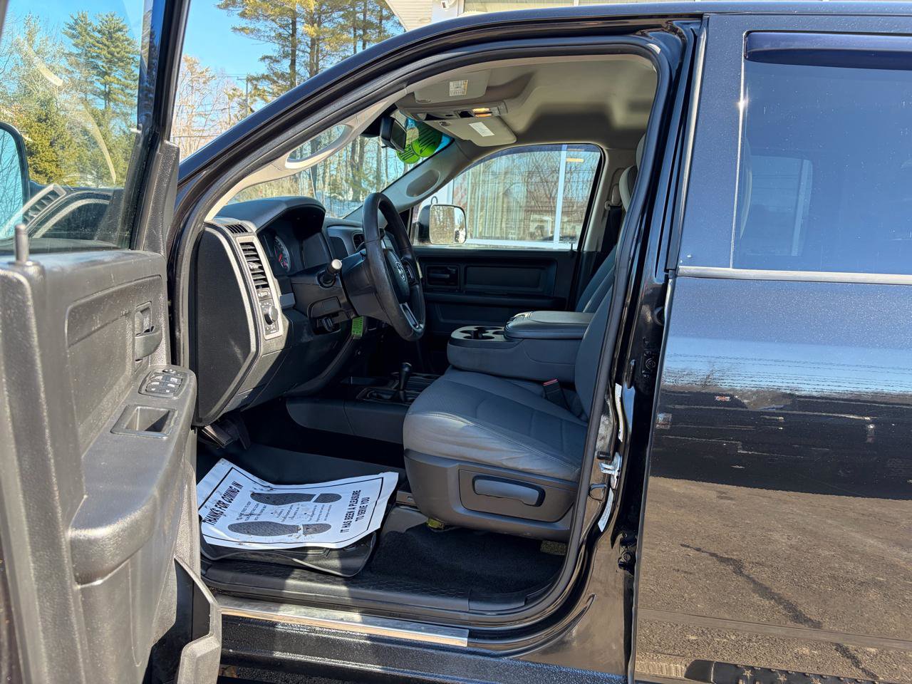 Used 2016 RAM 2500 Tradesman w/ Chrome Appearance Group image 22