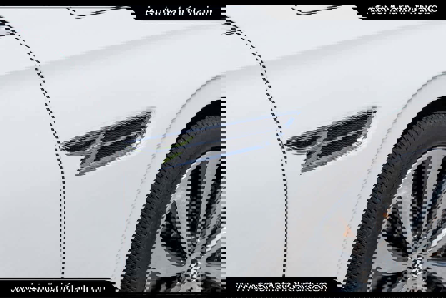 Used 2021 Bentley Flying Spur W12 image 24