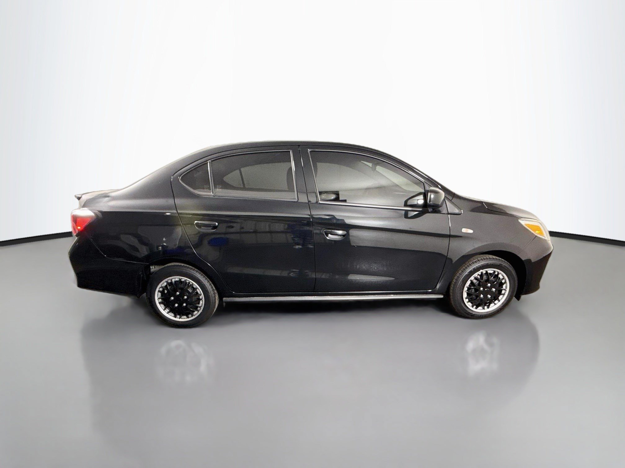 Used 2022 Mitsubishi Mirage G4 Black Edition FWD image 33
