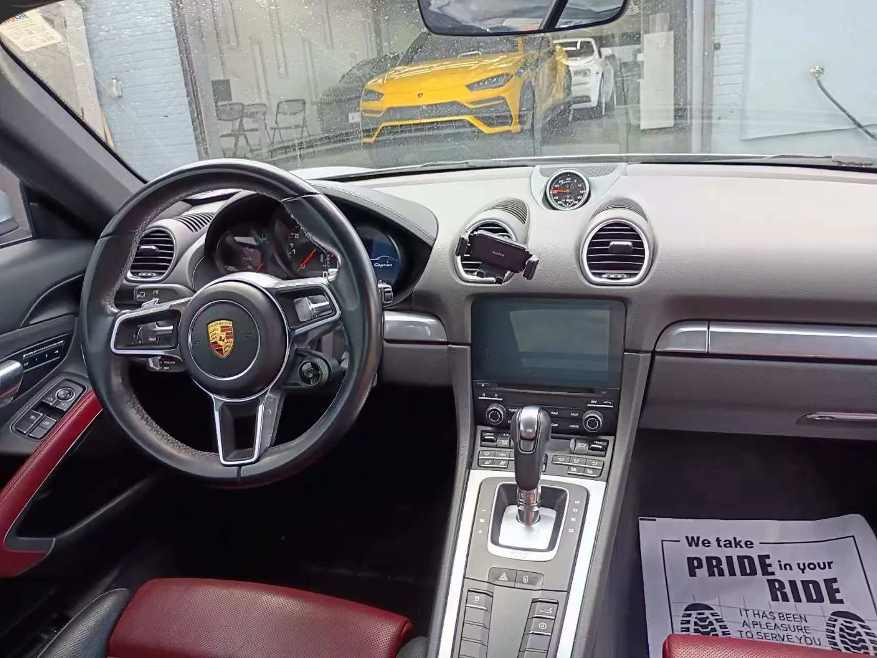Used 2018 Porsche 718 Cayman RWD image 11