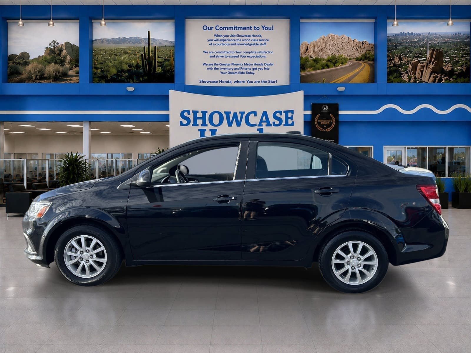 Used 2019 Chevrolet Sonic LT FWD image 4