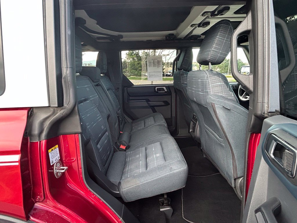 Used 2025 Ford Bronco Heritage Edition AWD/4WD image 30