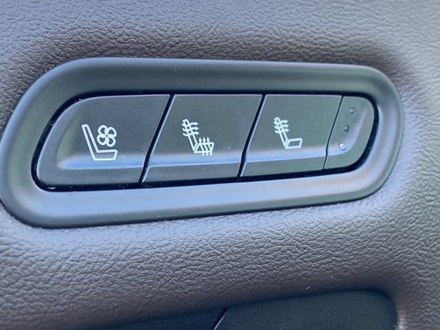 Used 2021 Cadillac Escalade ESV Sport w/ Driver Assist Tech Package image 21